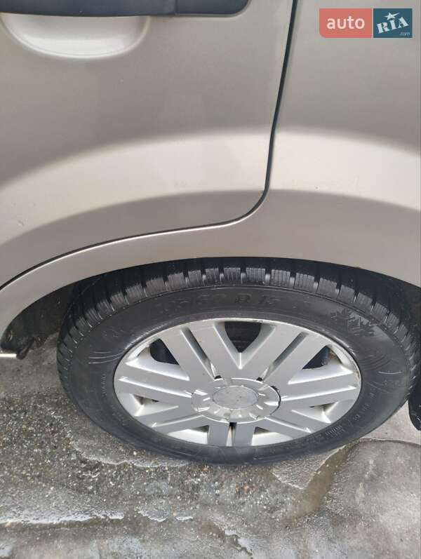 Хэтчбек Ford Fusion 2003 в Виннице