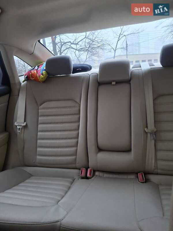 Седан Ford Fusion 2013 в Киеве