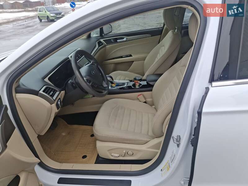 Седан Ford Fusion 2013 в Киеве