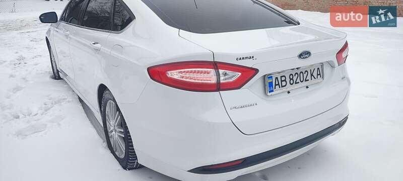 Седан Ford Fusion 2015 в Виннице