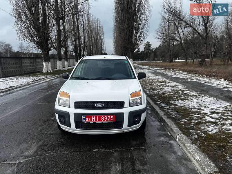 Хэтчбек Ford Fusion 2011 в Кременчуге фото 9 Хэтчбек Ford Fusion 2011 в Кременчуге