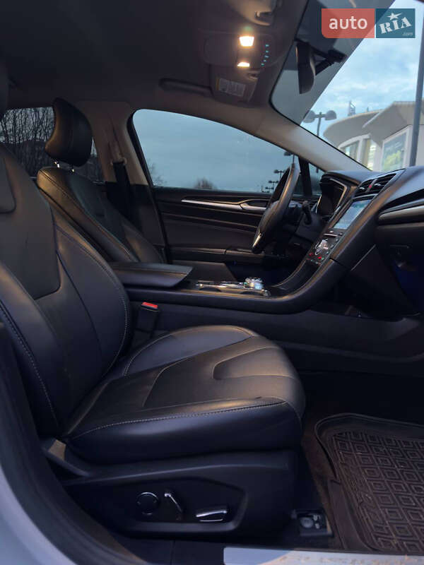 Седан Ford Fusion 2016 в Днепре