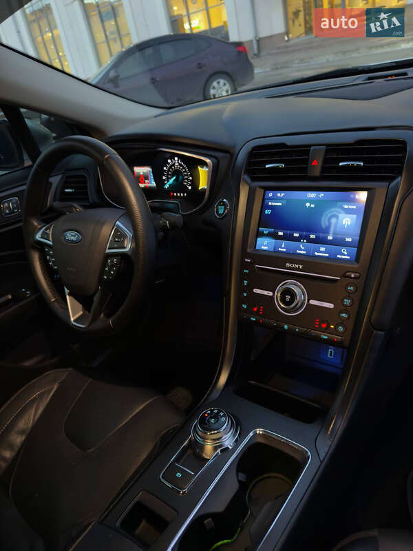 Седан Ford Fusion 2016 в Днепре