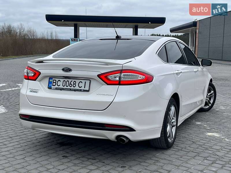 Седан Ford Fusion 2015 в Миколаєві