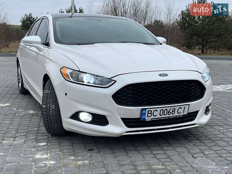 Седан Ford Fusion 2015 в Миколаєві