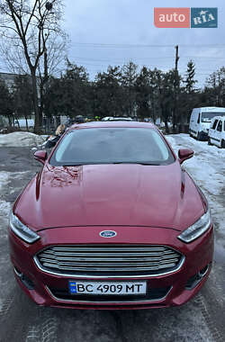 Седан Ford Fusion 2016 в Львові