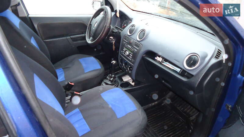 Хэтчбек Ford Fusion 2006 в Умани фото 7 Хэтчбек Ford Fusion 2006 в Умани