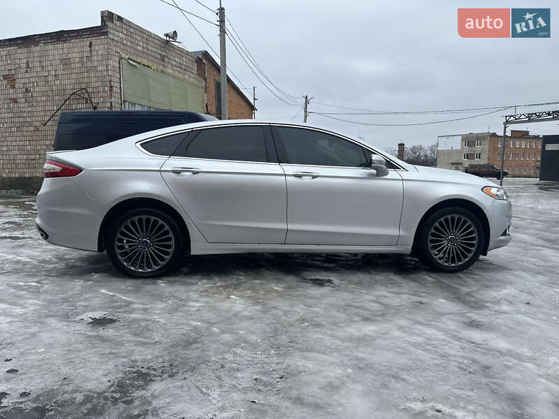 Седан Ford Fusion 2016 в Сумах