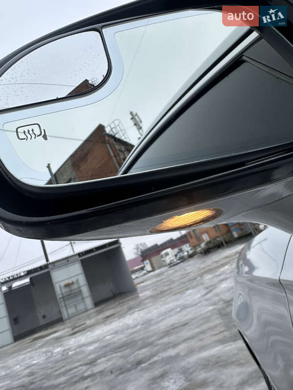 Седан Ford Fusion 2016 в Сумах