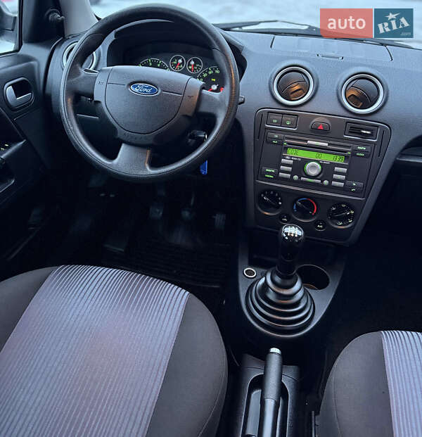 Хэтчбек Ford Fusion 2006 в Киеве фото 21 Хэтчбек Ford Fusion 2006 в Киеве