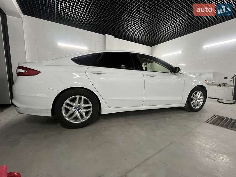 Седан Ford Fusion 2013 в Волочиске фото 3 Седан Ford Fusion 2013 в Волочиске