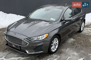 Седан Ford Fusion 2019 в Ивано-Франковске
