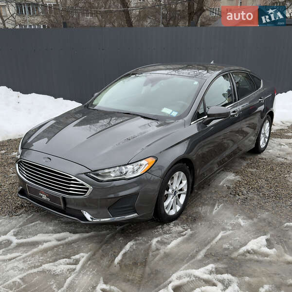 Седан Ford Fusion 2019 в Ивано-Франковске