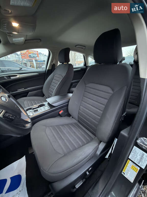 Седан Ford Fusion 2019 в Ивано-Франковске