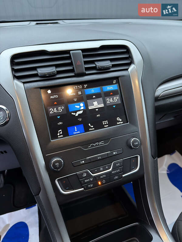 Седан Ford Fusion 2019 в Ивано-Франковске