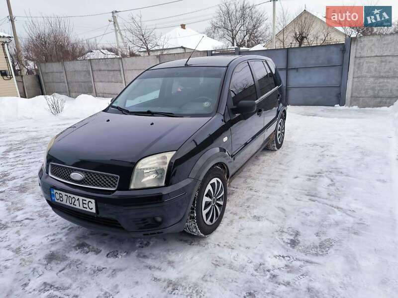 Хетчбек Ford Fusion 2005 в Прилуках