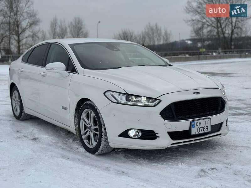Седан Ford Fusion 2015 в Киеве