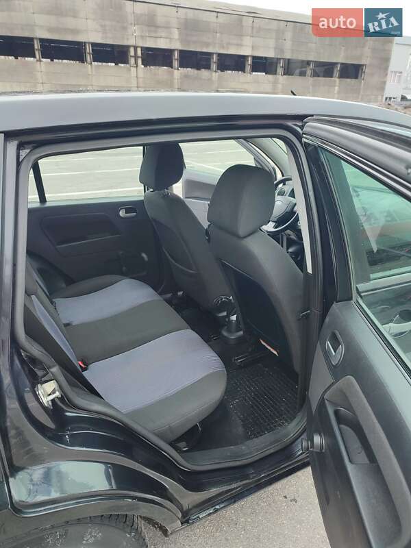 Хэтчбек Ford Fusion 2007 в Полтаве