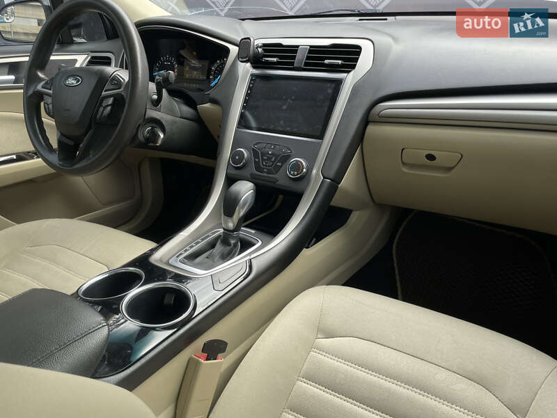 Седан Ford Fusion 2013 в Киеве фото 11 Седан Ford Fusion 2013 в Киеве