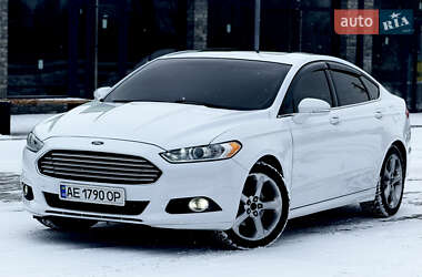 Седан Ford Fusion 2014 в Дніпрі