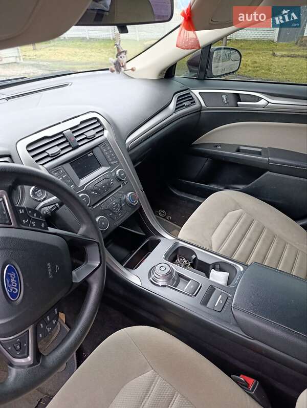 Седан Ford Fusion 2016 в Полтаве