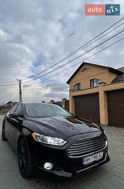 Седан Ford Fusion 2015 в Измаиле