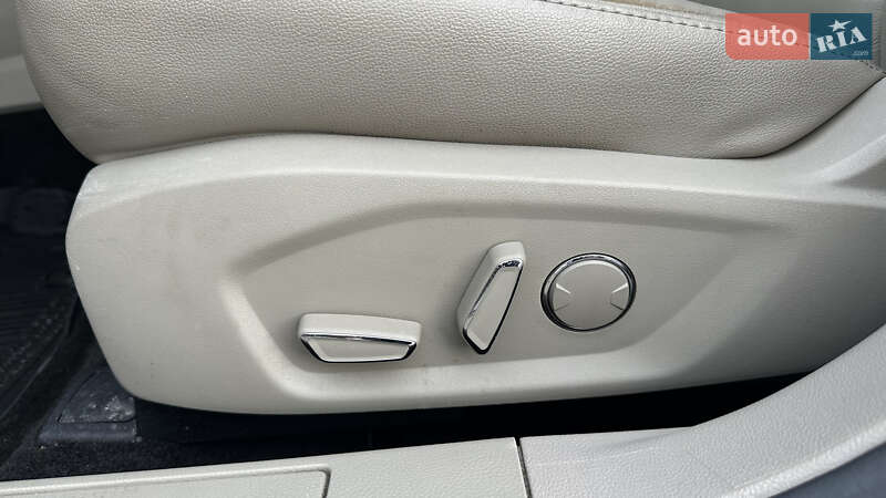 Седан Ford Fusion 2018 в Києві