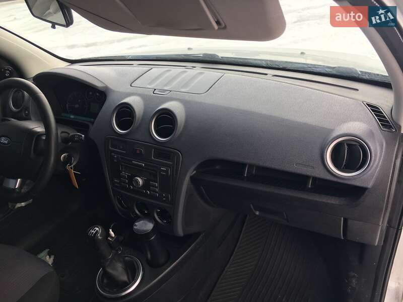 Хетчбек Ford Fusion 2010 в Києві