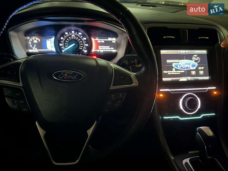 Седан Ford Fusion 2014 в Кривом Роге