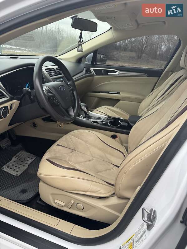 Седан Ford Fusion 2016 в Кременчуге