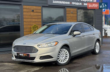 Седан Ford Fusion 2015 в Шептицькому