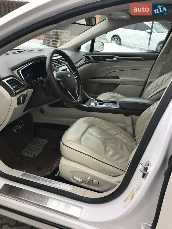 Седан Ford Fusion 2016 в Киеве