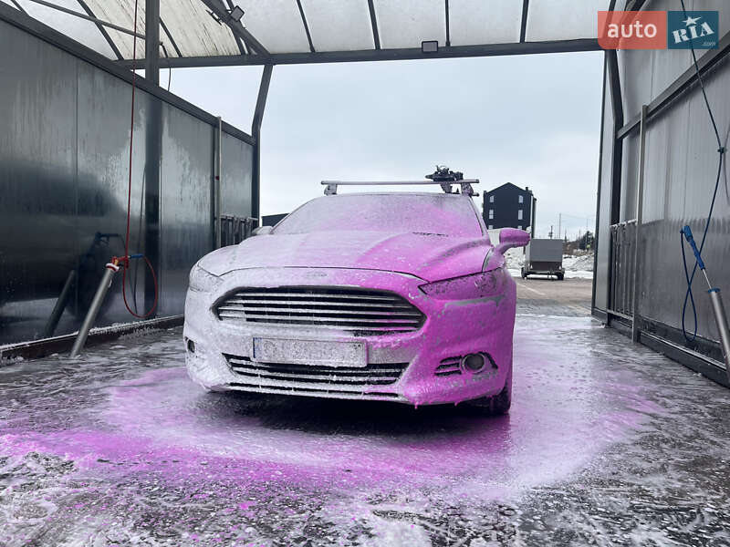 Седан Ford Fusion 2012 в Тернополі