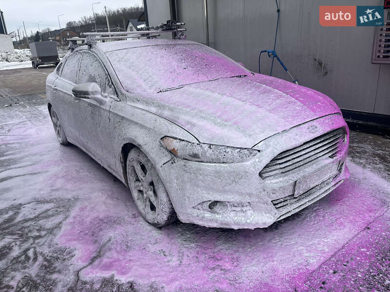 Седан Ford Fusion 2012 в Тернополі
