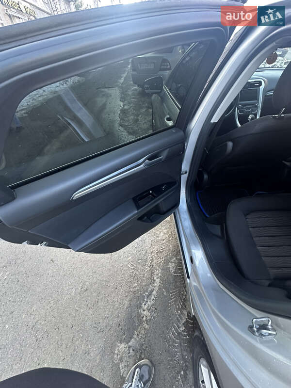 Седан Ford Fusion 2016 в Тернополе