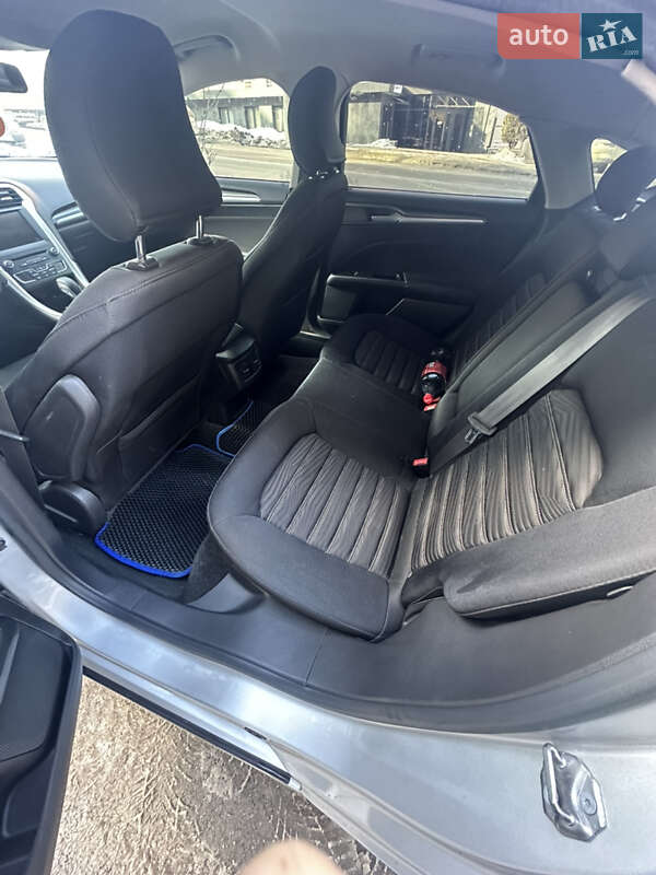 Седан Ford Fusion 2016 в Тернополе