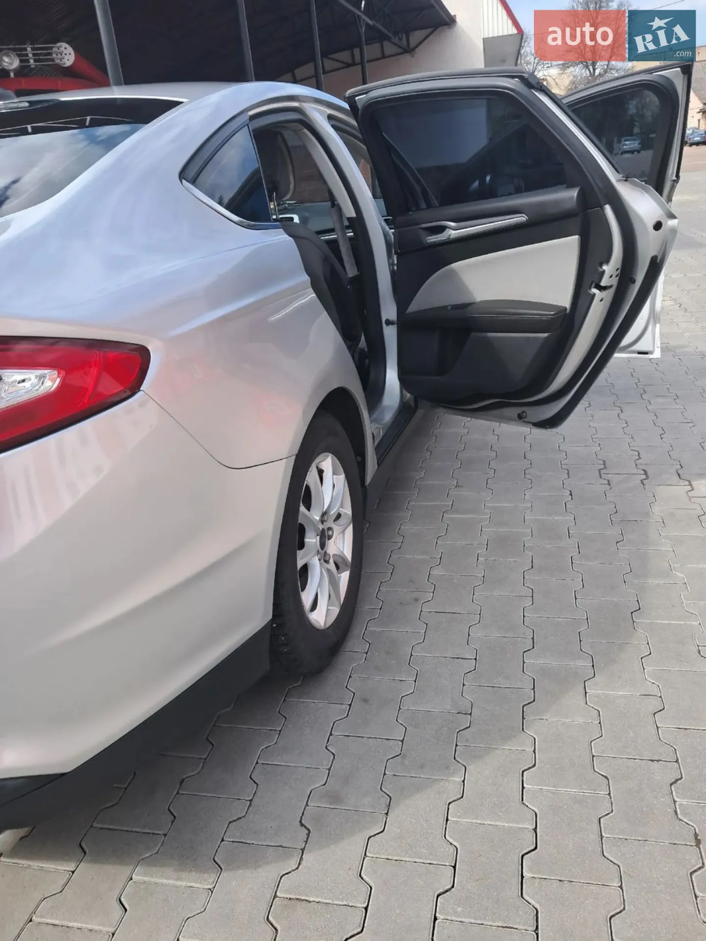 2014 Ford Fusion - мініатюра 24