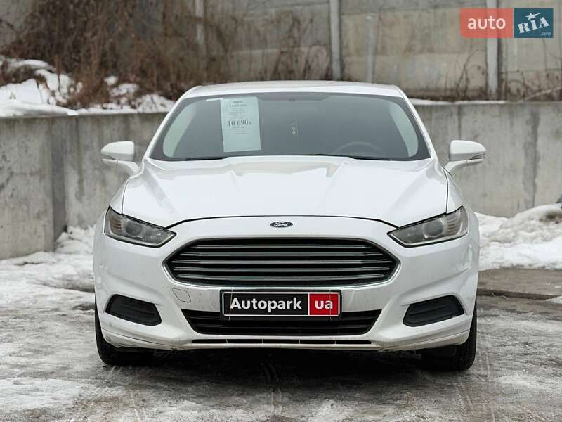 Седан Ford Fusion 2015 в Киеве