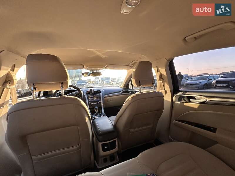 Седан Ford Fusion 2013 в Киеве