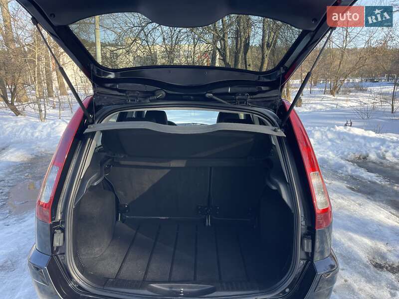 Хэтчбек Ford Fusion 2009 в Нежине