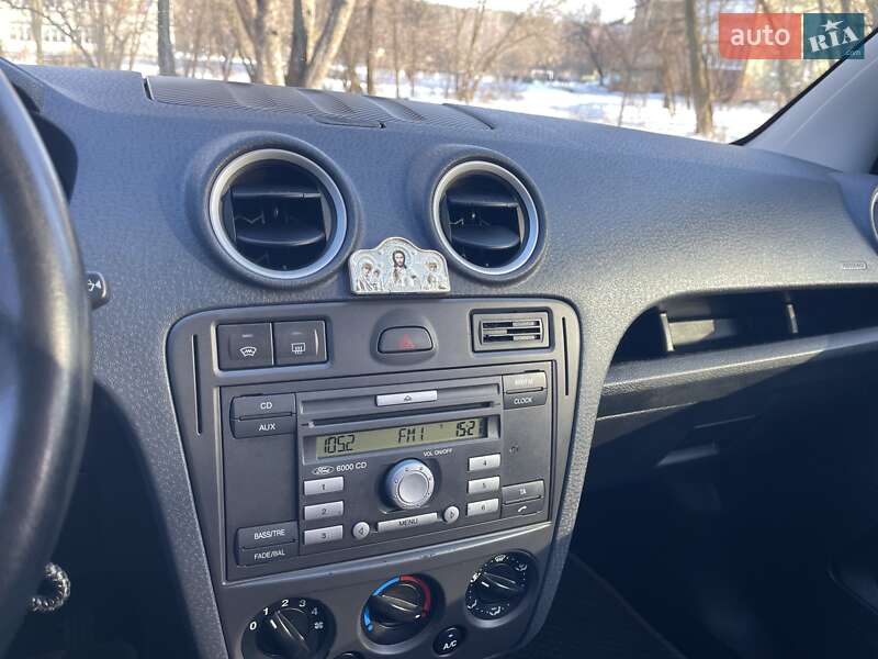 Хэтчбек Ford Fusion 2009 в Нежине