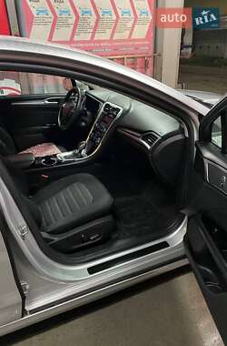 Седан Ford Fusion 2015 в Ободовке