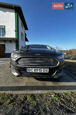 Седан Ford Fusion 2015 в Дрогобыче