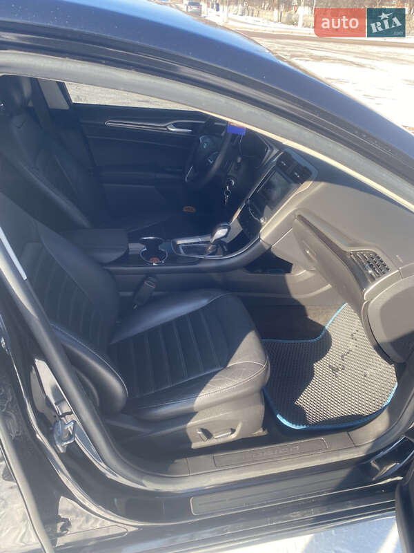 Седан Ford Fusion 2014 в Овруче