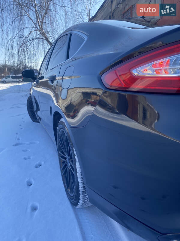 Седан Ford Fusion 2014 в Овруче