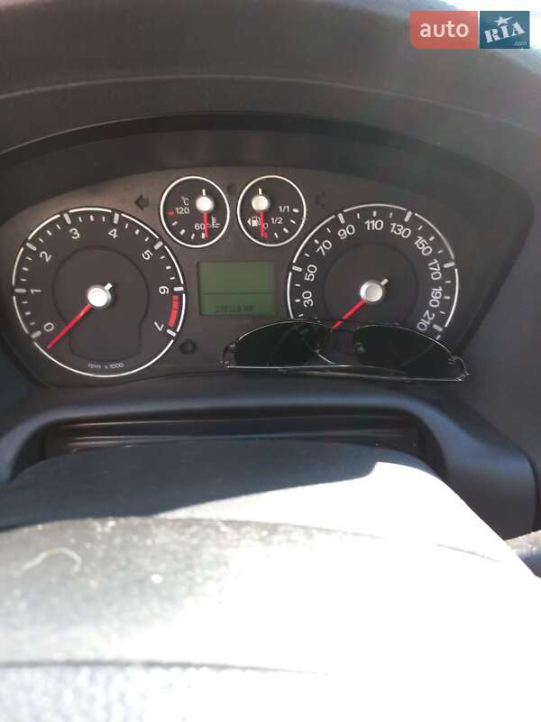 Хэтчбек Ford Fusion 2008 в Львове