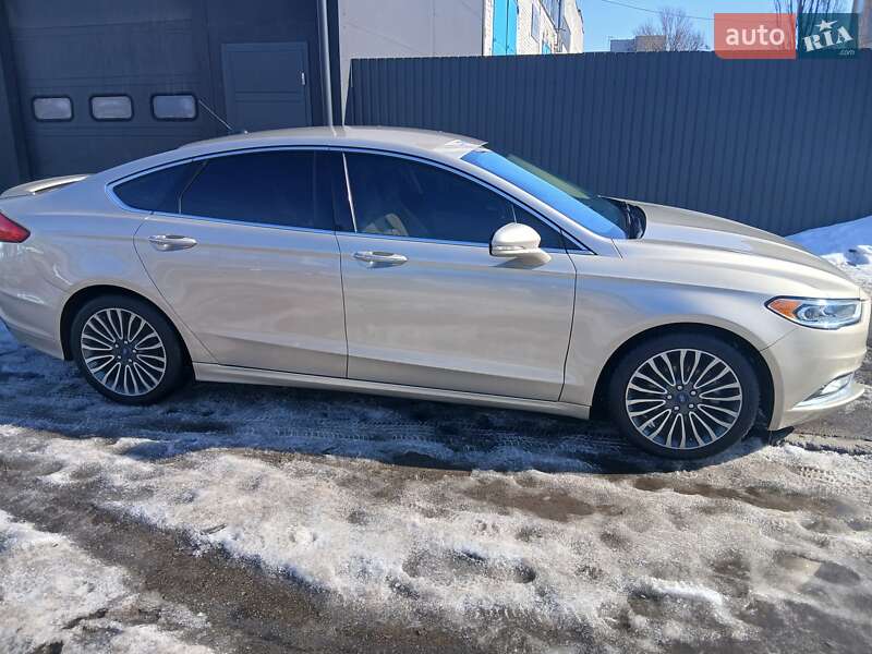 Седан Ford Fusion 2016 в Киеве фото 5 Седан Ford Fusion 2016 в Киеве