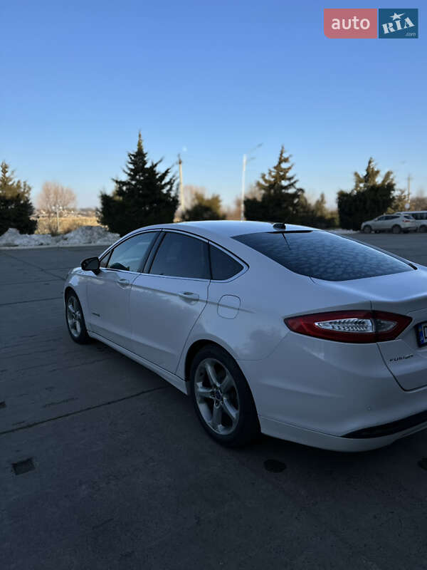 Седан Ford Fusion 2012 в Измаиле