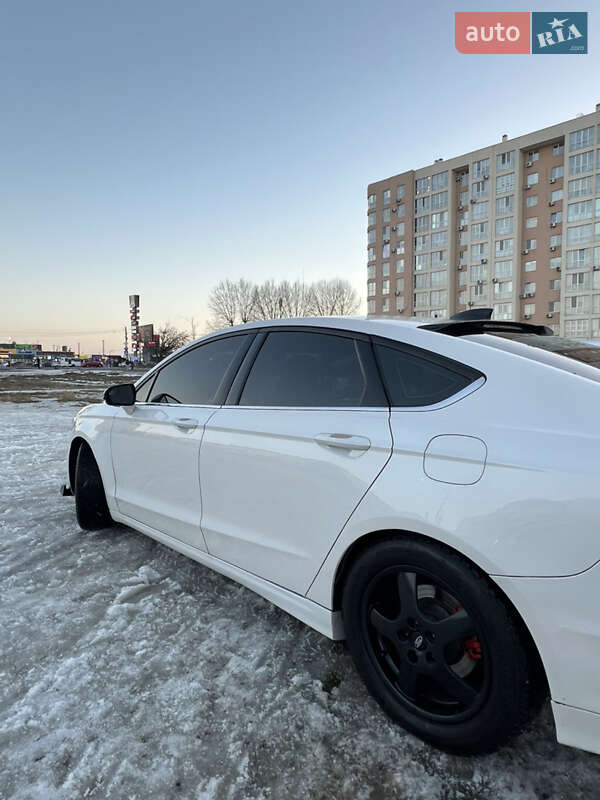 Седан Ford Fusion 2014 в Киеве фото 17 Седан Ford Fusion 2014 в Киеве