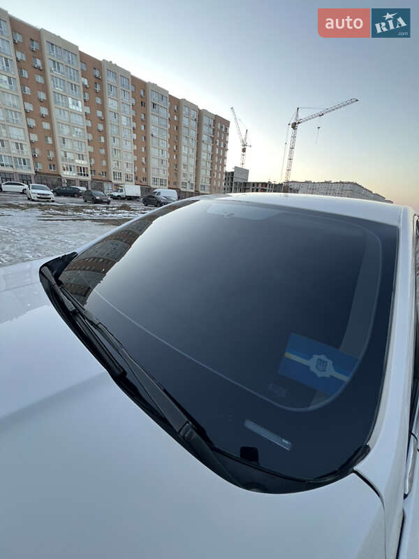 Седан Ford Fusion 2014 в Киеве фото 40 Седан Ford Fusion 2014 в Киеве